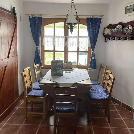 Apartment Puszta Pagony Vendeghaz Pusztaszemes